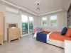 Villa Lara Shine