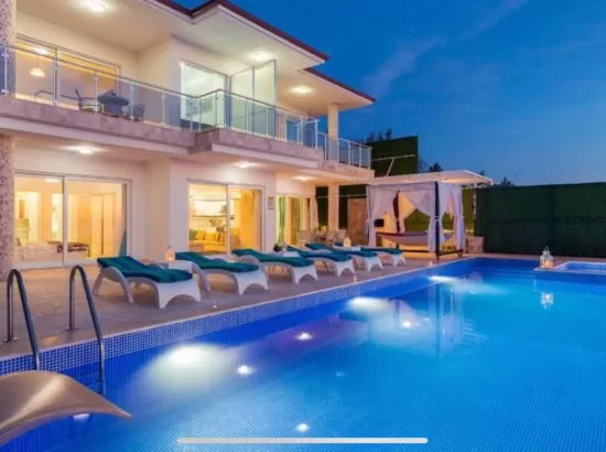 Villa Almira - İslamlar