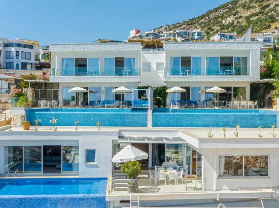 Villa Merit Royal - Akbel