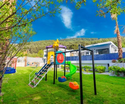 Çocuk Oyun Alanlı Villalar